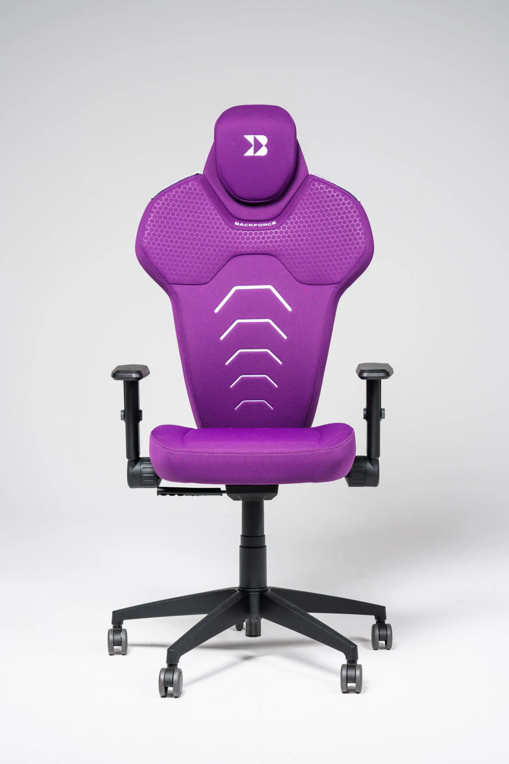 Detail des Backforce-V-Gaming-Stuhls, aufgenommen im BIG Studio